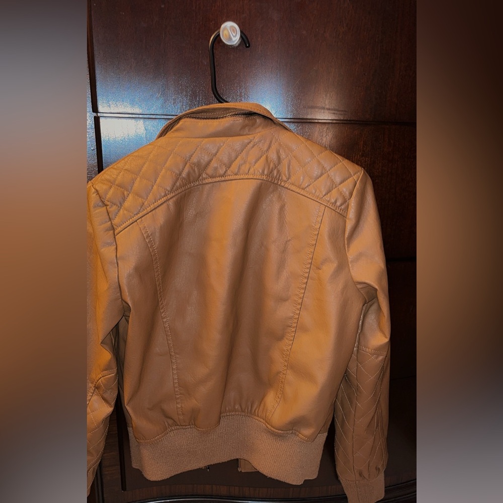 Jacket - Picture 3 of 3